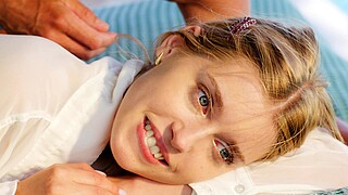 Amateur blondes pov blowjob and hardcore fun with lucky dude