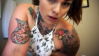 Amateur bj and ass finger