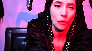 BrookelynneBriar Servicing Succubi Cock