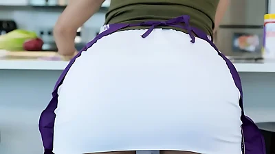 Stepmom has a nice booty to Fuck! - FamilyOrgasm