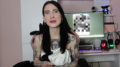 Baby, I know you want to suck cock